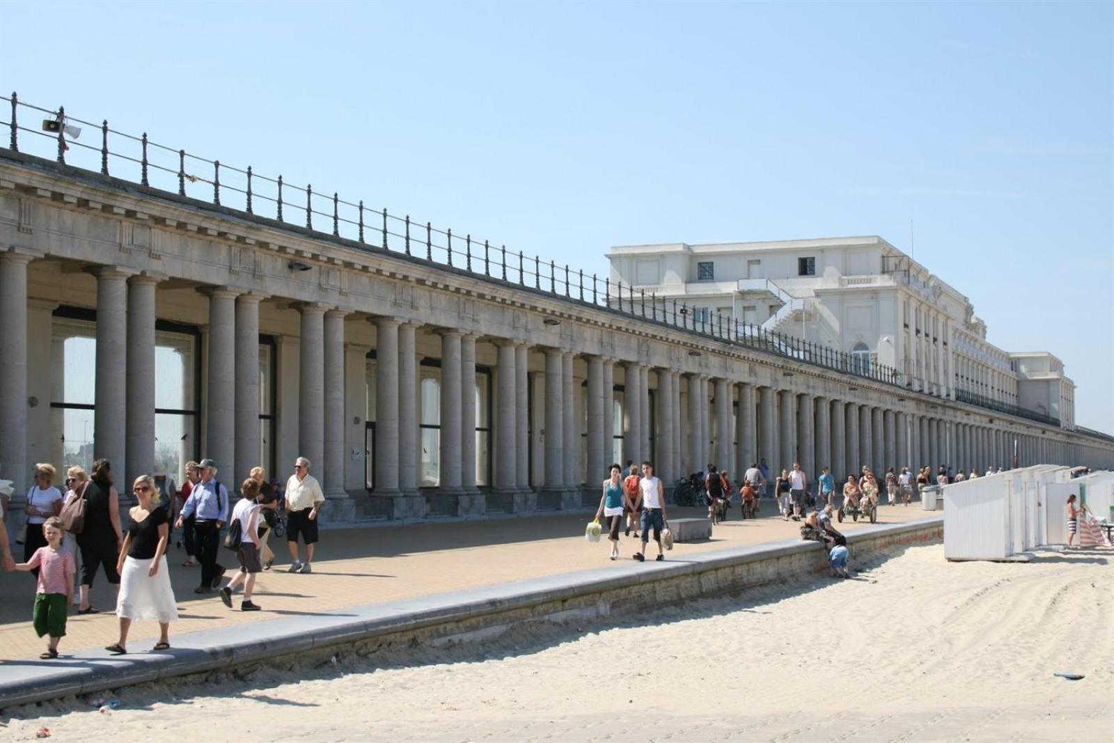 Ensor 1 - Centrum Oostende Экстерьер фото