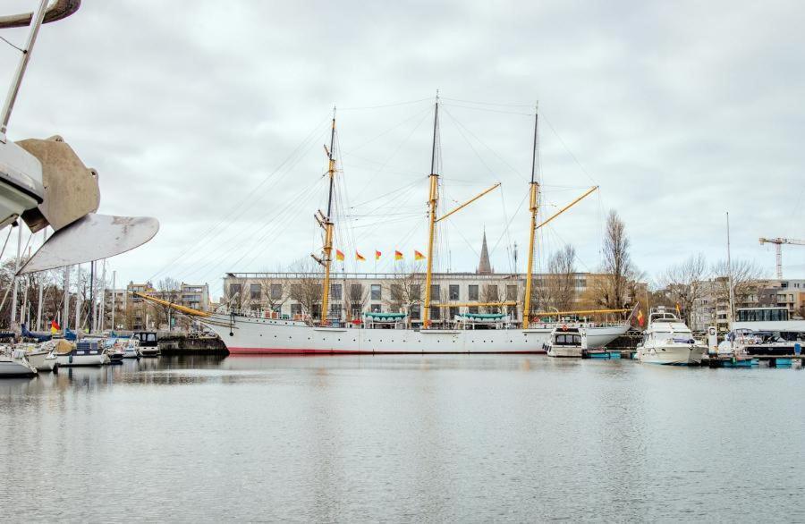 Ensor 1 - Centrum Oostende Экстерьер фото